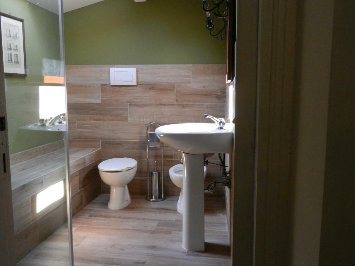 Hotel Pieve Sant'Angelo Campello sul Clitunno Habitación foto